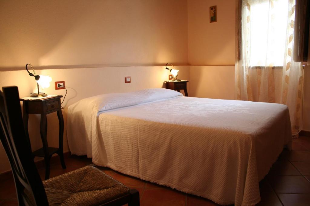 Country House B&B Antica Dimora Del Sole กาเมรอตา ห้อง รูปภาพ