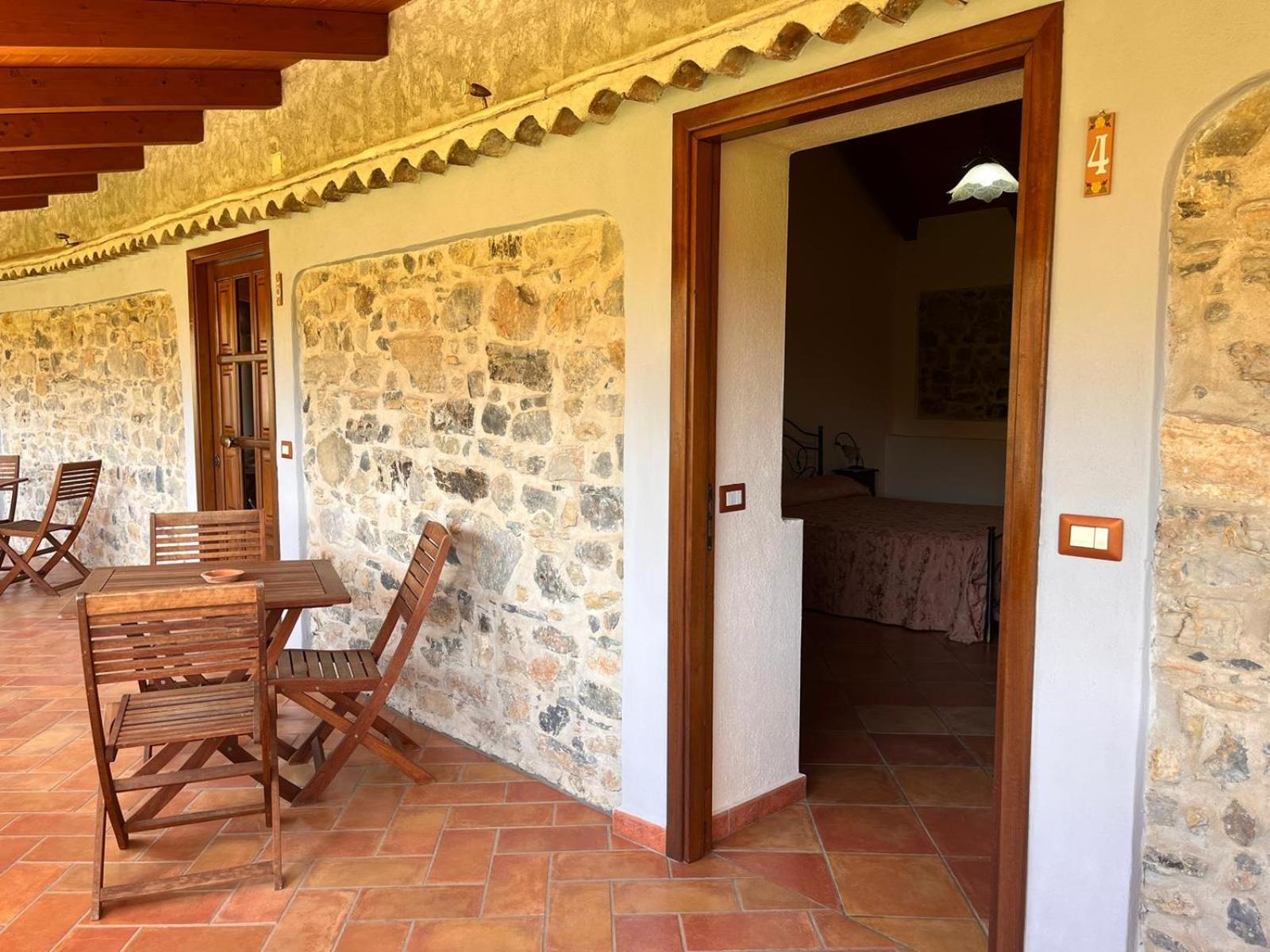 Country House B&B Antica Dimora Del Sole กาเมรอตา ภายนอก รูปภาพ