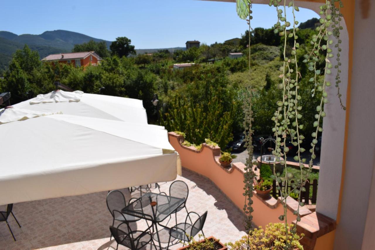 Country House B&B Antica Dimora Del Sole กาเมรอตา ภายนอก รูปภาพ